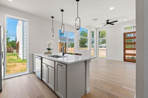Tiny photo for 1169 Bedford ST, Austin, TX 78702 (MLS # 5610240)