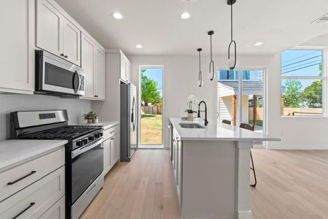 Tiny photo for 1169 Bedford ST, Austin, TX 78702 (MLS # 5610240)