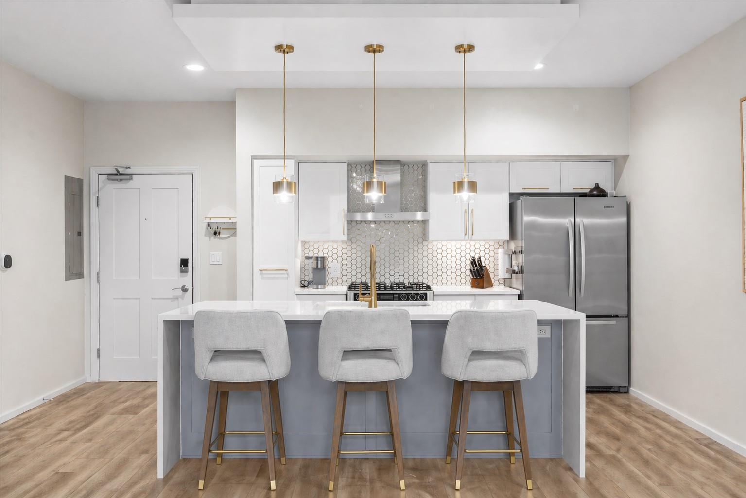 1600 Barton Springs RD 4205