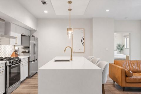 Photo of 1600 Barton Springs RD #4205, Austin, TX 78704 (MLS # 7375335)