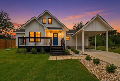 Photo of 206 Sunfire, Spicewood, TX 78669 (MLS # 2441558)