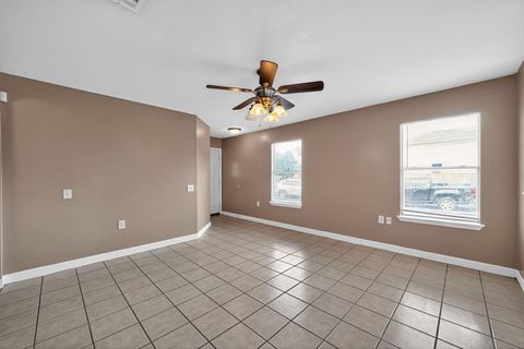 Tiny photo for 12400 Sky Harbor DR, Del Valle, TX 78617 (MLS # 1999936)