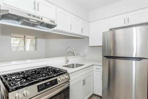 Photo of 609 E 45th ST #104, Austin, TX 78751 (MLS # 7494350)