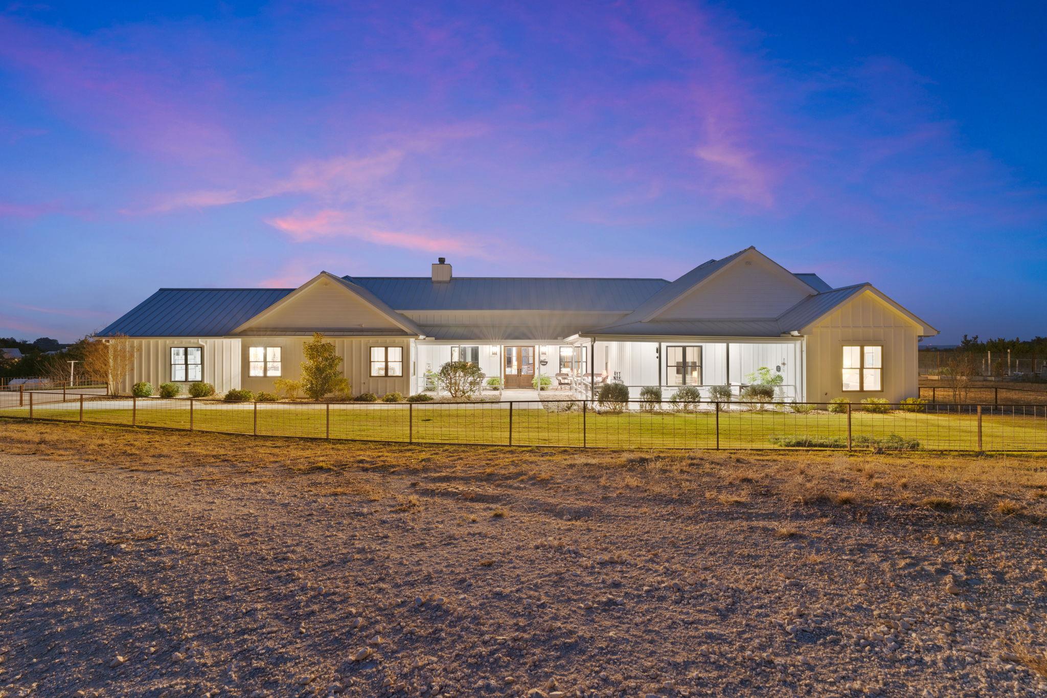 452 Southwick Ranch RD