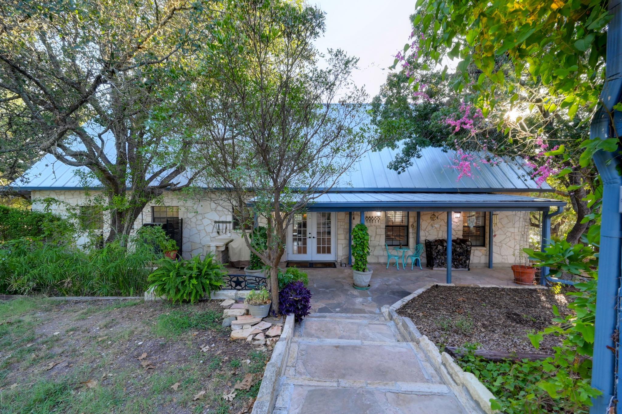 100 Big Creek RD