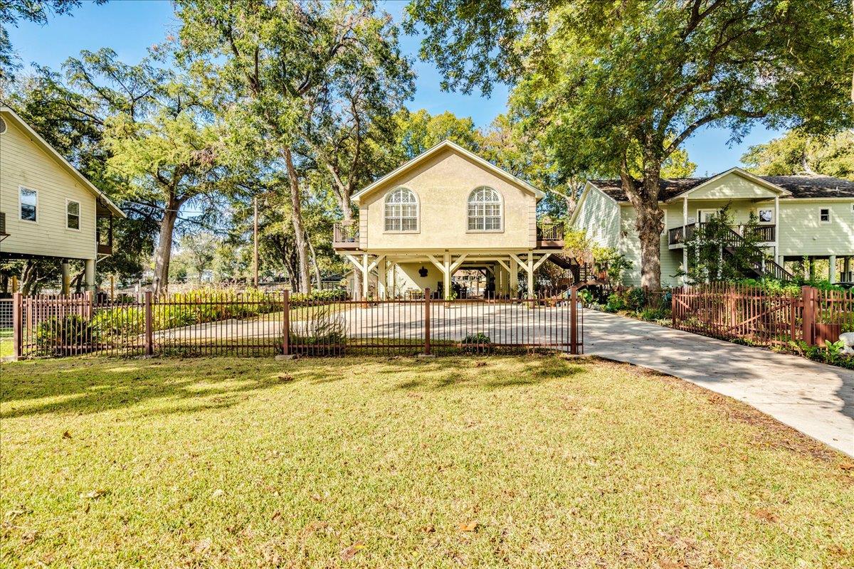 472 Turtle LN