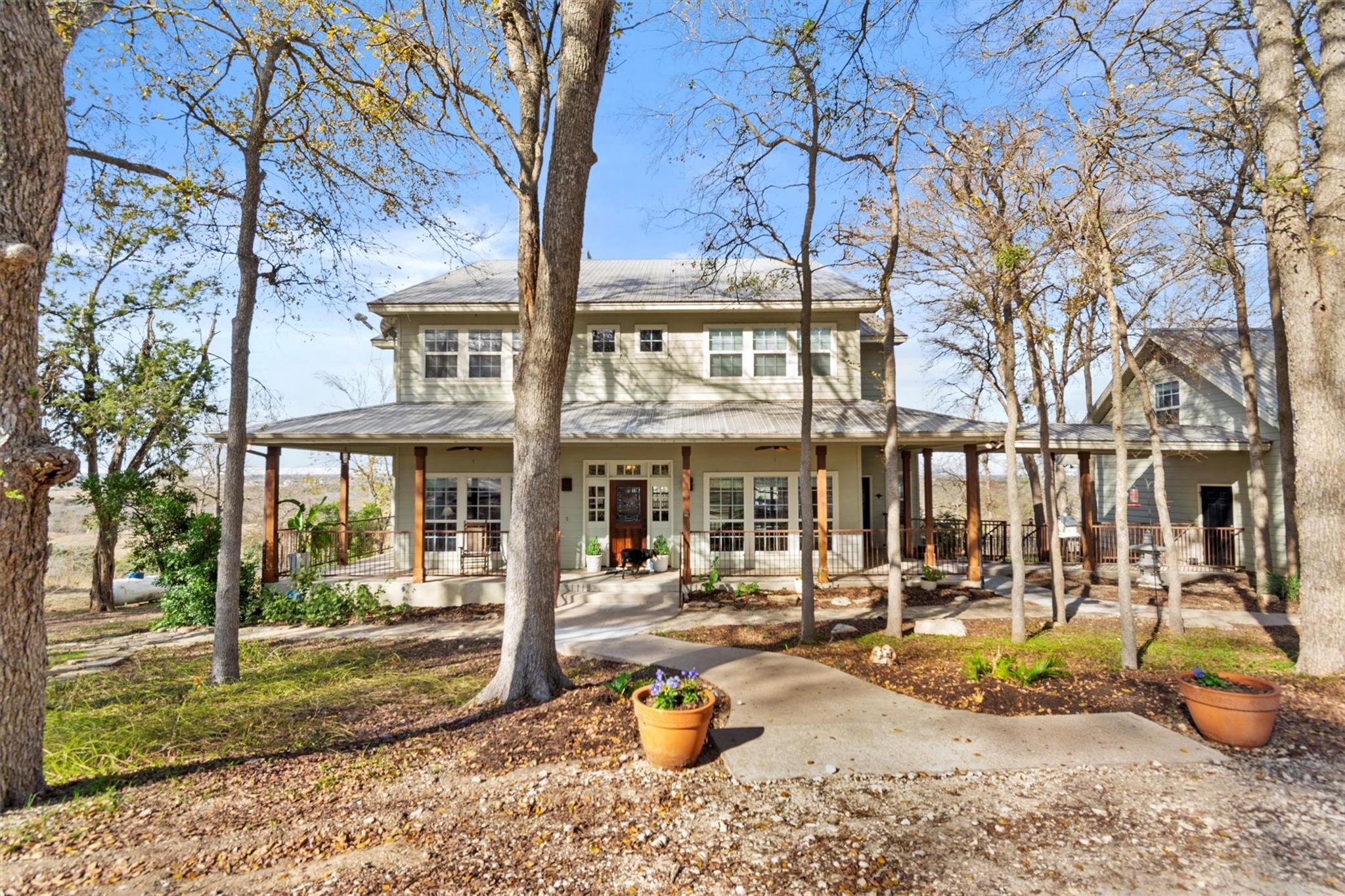 1295 Berry LN