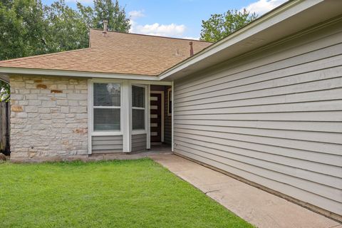 Tiny photo for 16043 Stoneham CIR, Pflugerville, TX 78660 (MLS # 5124878)