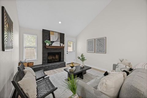 Tiny photo for 16043 Stoneham CIR, Pflugerville, TX 78660 (MLS # 5124878)
