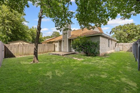 Tiny photo for 16043 Stoneham CIR, Pflugerville, TX 78660 (MLS # 5124878)