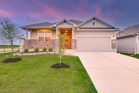 98 Barton Creek LN Hutto TX 78634