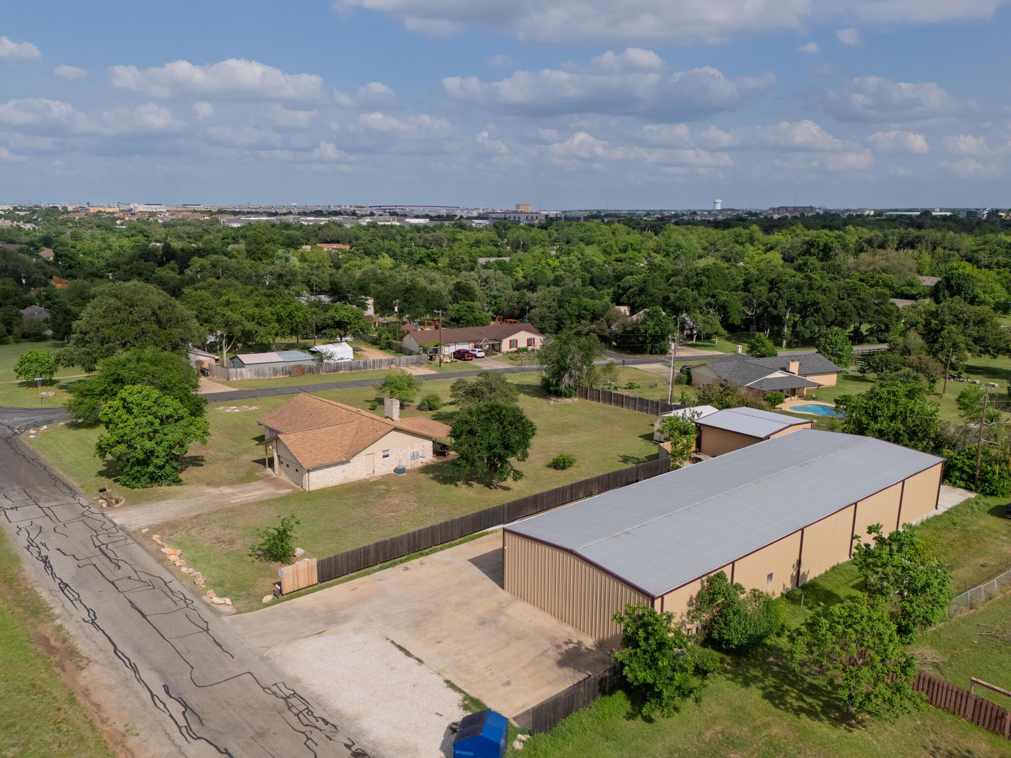 1612 Shenandoah DR
