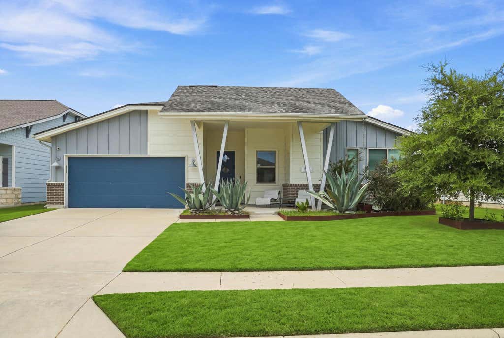 Photo of 112 Dax DR, Liberty Hill, TX 78642 (MLS # 2788961)