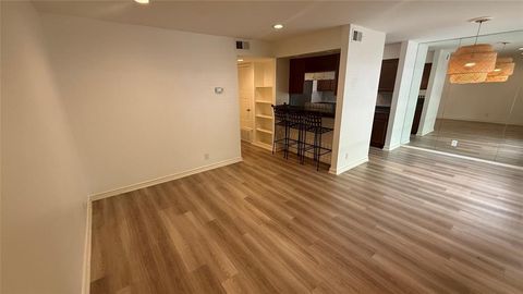 Photo of 500 E Riverside DR #132, Austin, TX 78704 (MLS # 7321016)