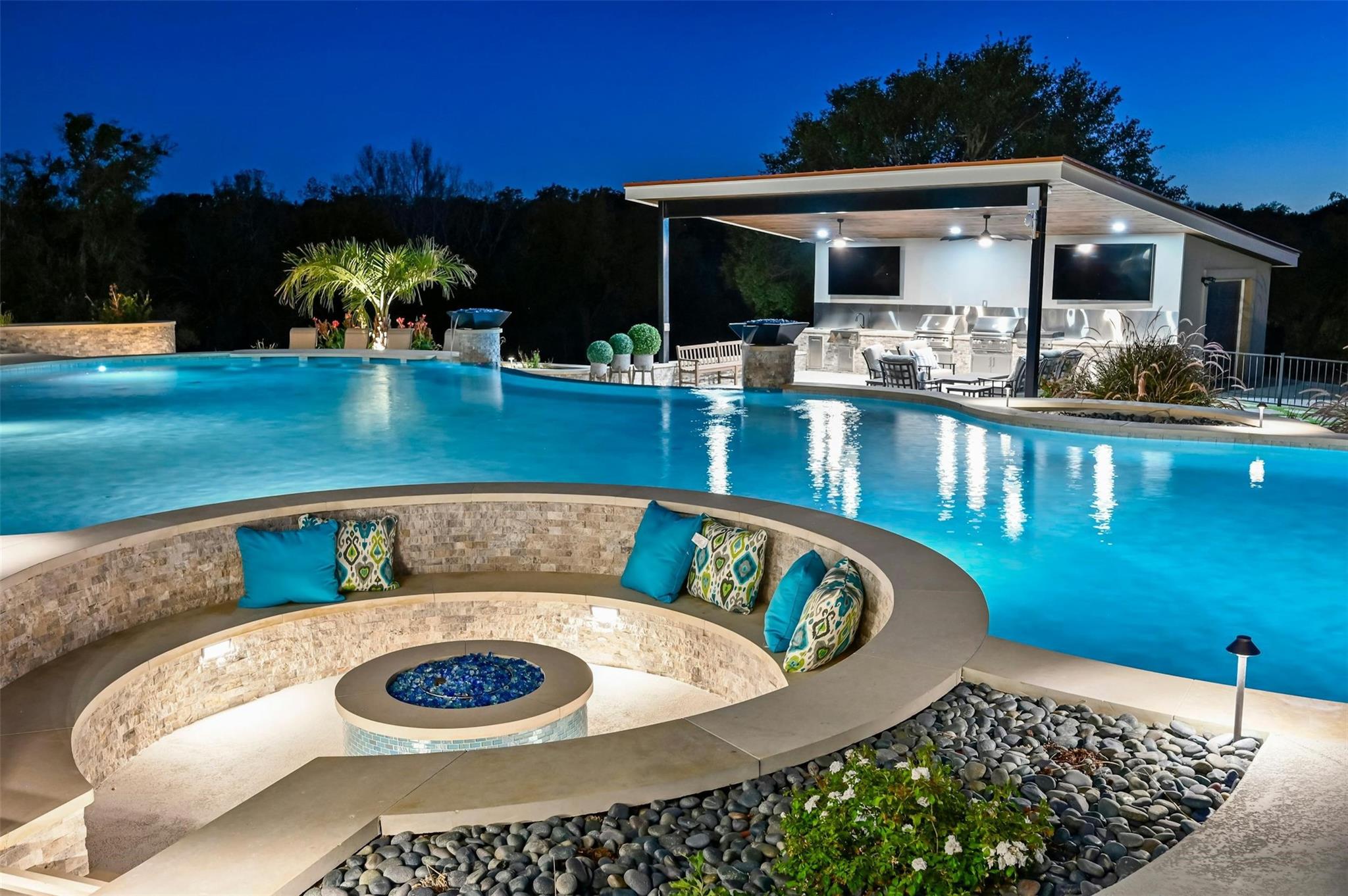 1355 Crystal Springs CT