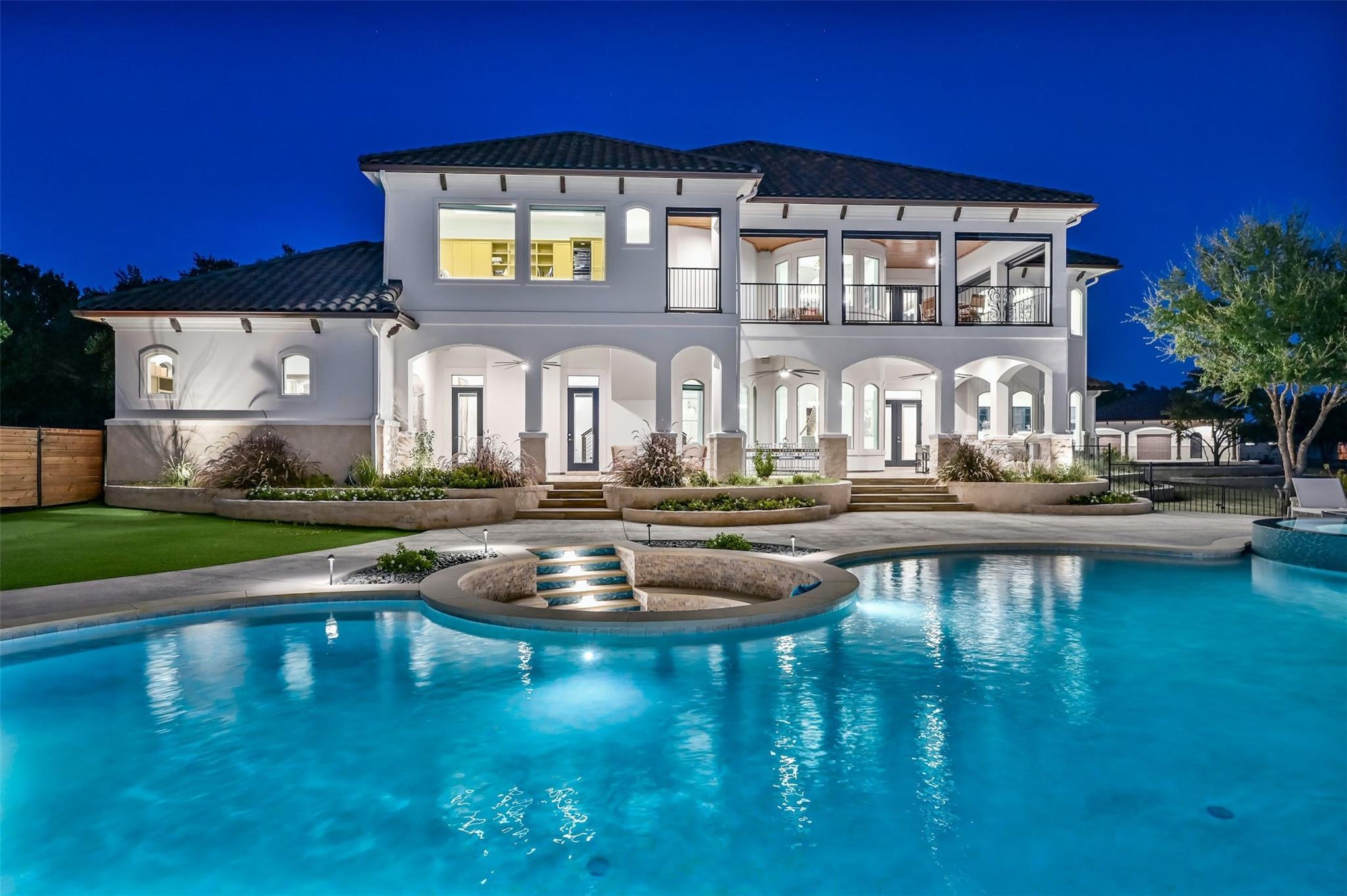 1355 Crystal Springs CT