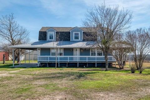 Photo of 829 State Highway 21 Highway W, Cedar Creek, TX 78612 (MLS # 8836763)