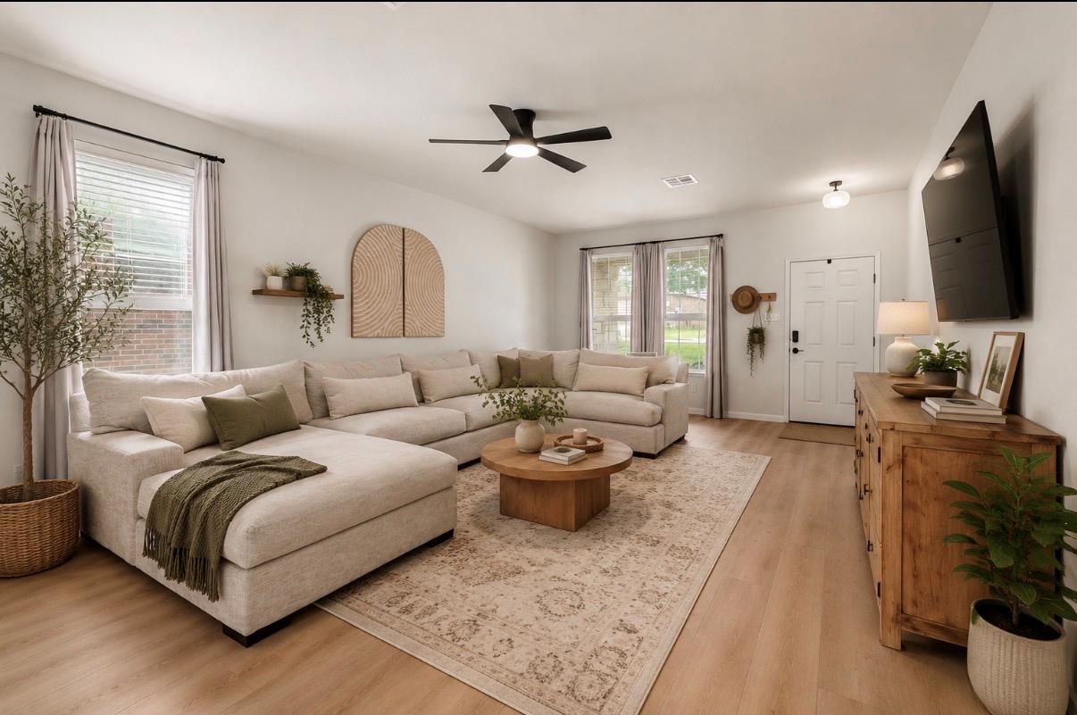 176 Willow Leaf LN