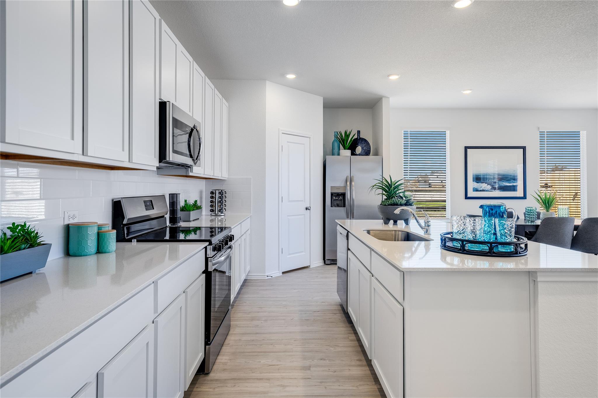 1300 Flint Ridge LOOP