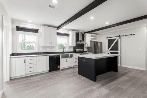 28789 FM 963 Briggs TX 78608