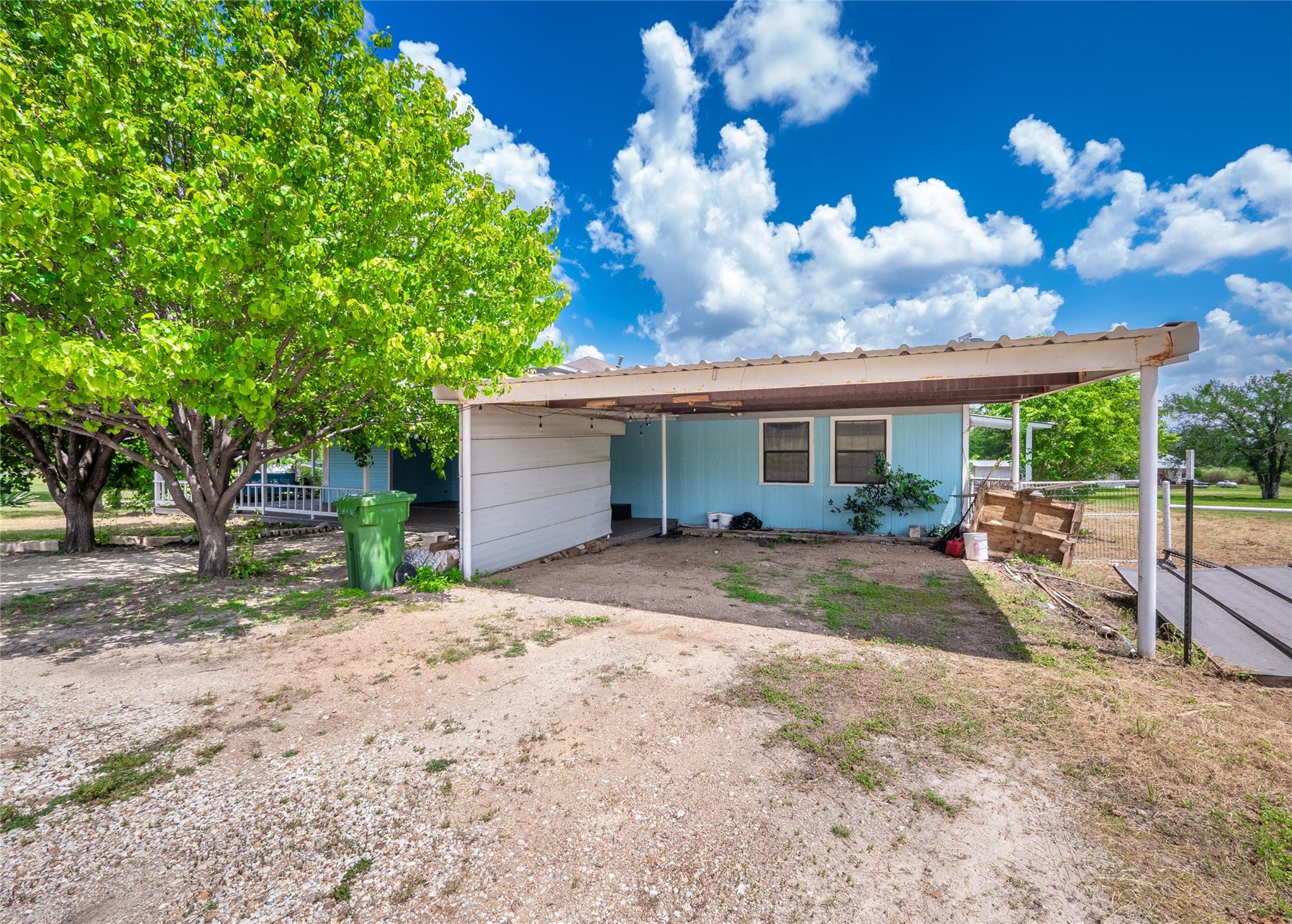 325 County Road 100