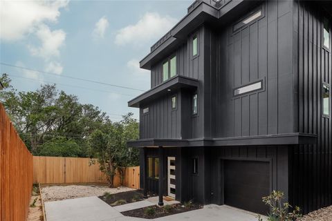 Photo of 505 Philco DR #3, Austin, TX 78745 (MLS # 1228621) Photo of 505 Philco DR #3, Austin, TX 78745 (MLS # 1228621)
