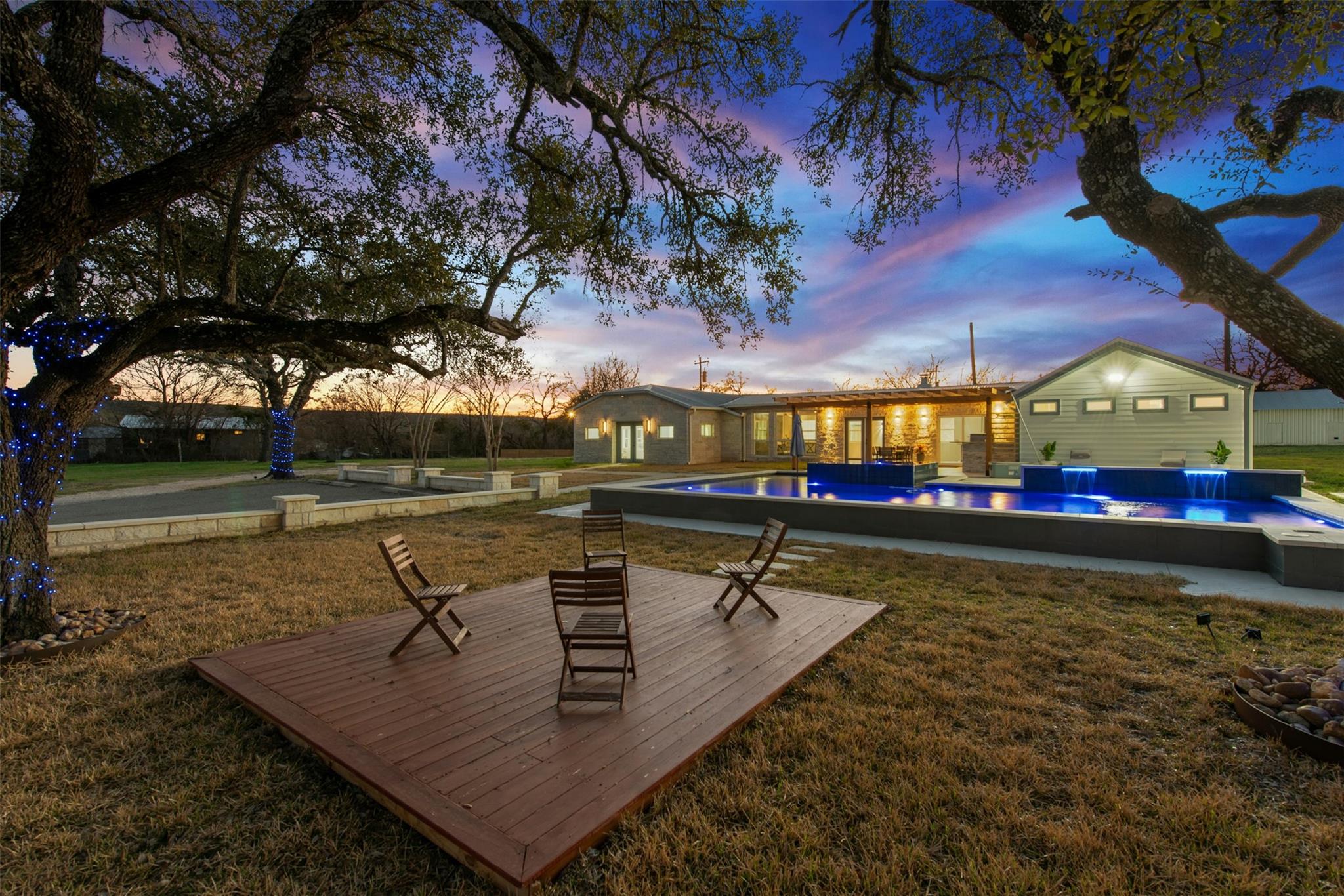 14300 Summit View