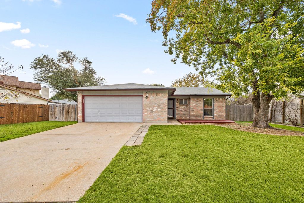 Photo of 2602 Armstrong DR, Leander, TX 78641 (MLS # 8303449)