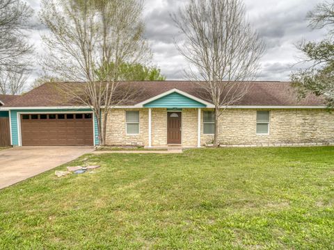 A home in La Grange