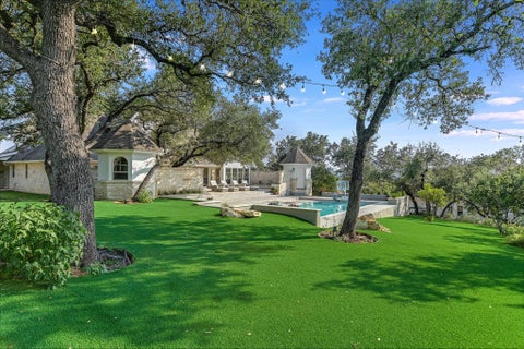 Photo of 700 Furlong DR, Austin, TX 78746 (MLS # 7271166)