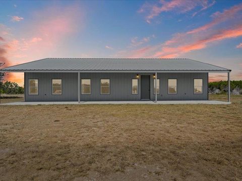 Photo of 23651 Wolfridge RD, Killeen, TX 76549 (MLS # 4023275)