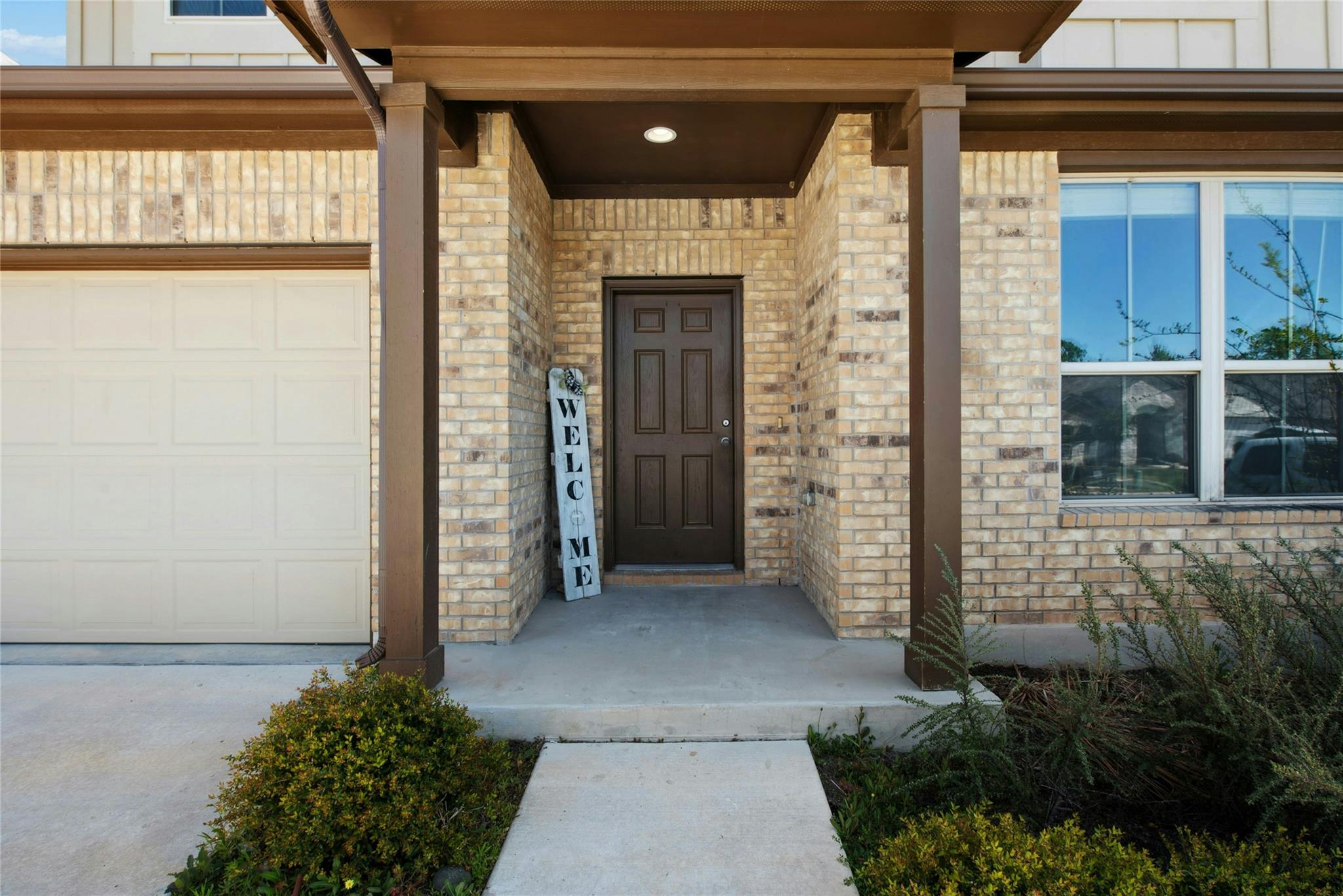 125 Walkup LN