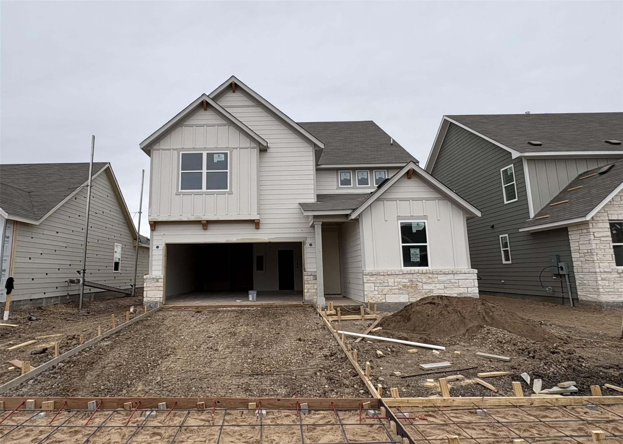 320 Willow Heights DR