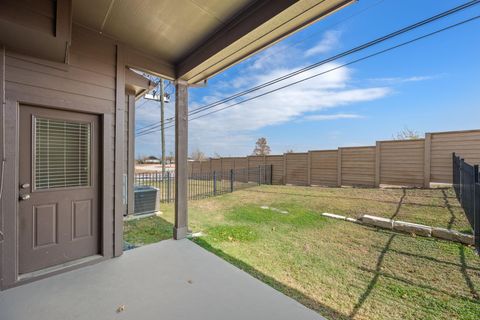 Tiny photo for 427 Epiphany LN, Pflugerville, TX 78660 (MLS # 9991697)
