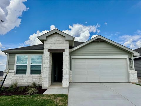 5028 Hazelnut LN Del Valle TX 78617