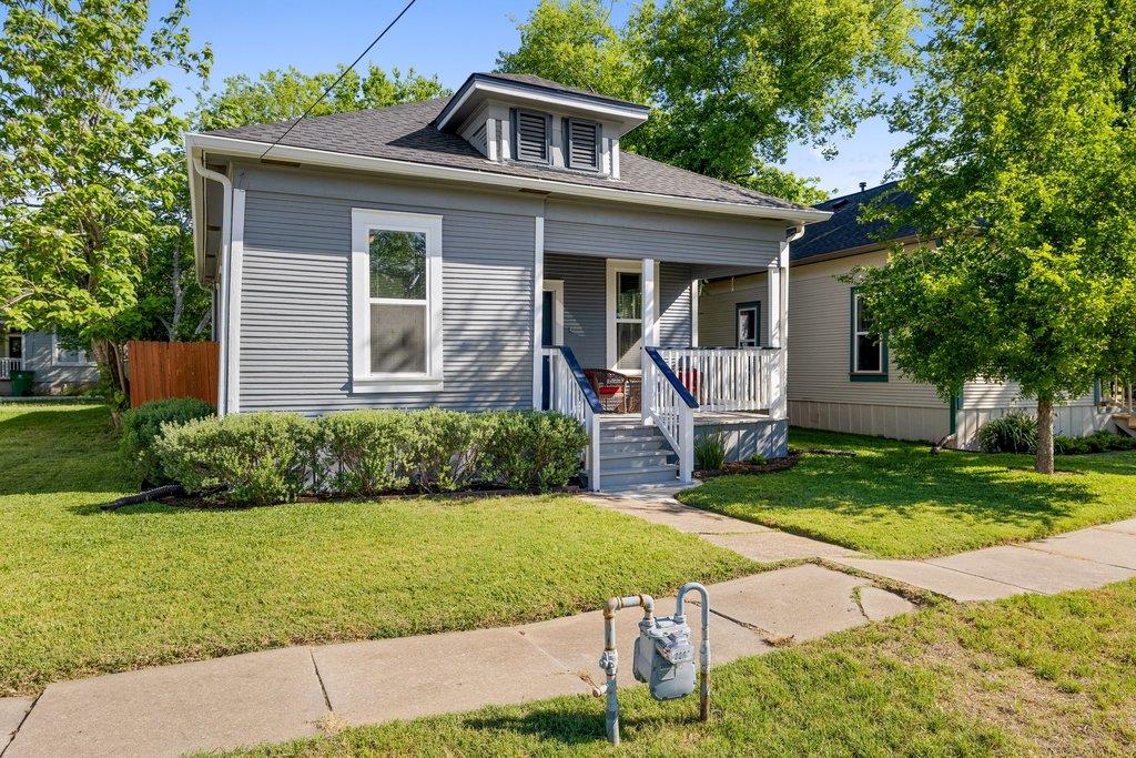 314 W Third ST