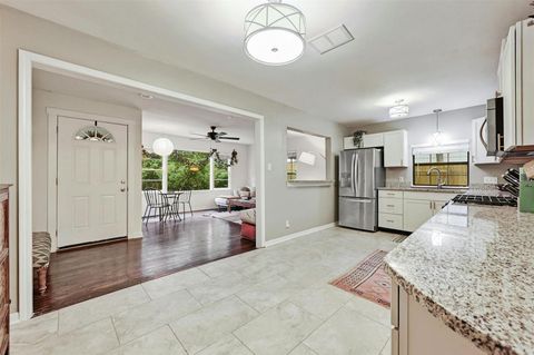 Tiny photo for 4025 Valley View RD #2, Austin, TX 78704 (MLS # 8397233)
