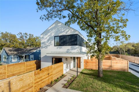 Photo of 2101 Thrasher LN #1, Austin, TX 78741 (MLS # 5107528)