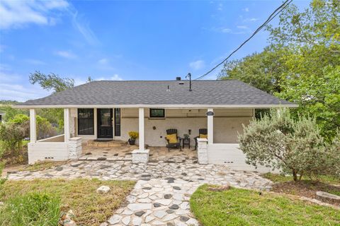 Tiny photo for 1201 Lakeshore DR, Spicewood, TX 78669 (MLS # 5483829)