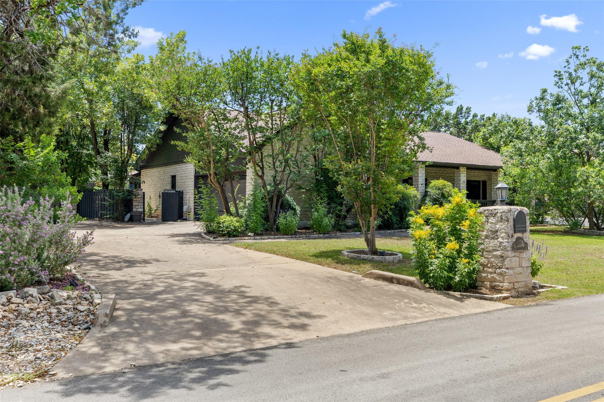 103 Schooner DR