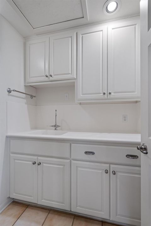 Tiny photo for 4602 Laurel Canyon DR, Austin, TX 78731 (MLS # 2588423)