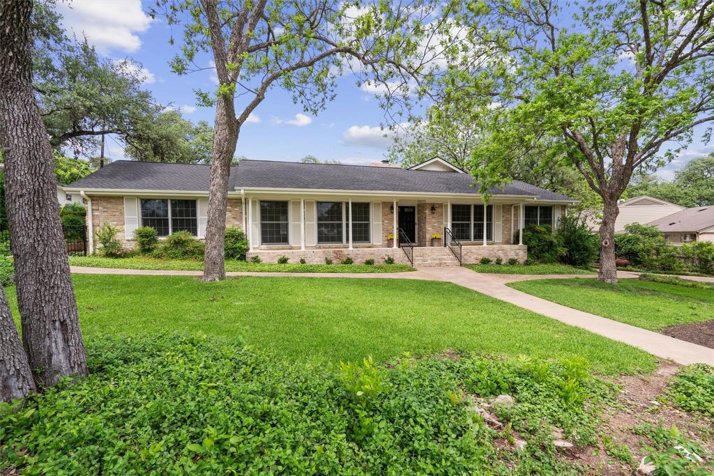 Photo for 4602 Laurel Canyon DR, Austin, TX 78731 (MLS # 2588423)