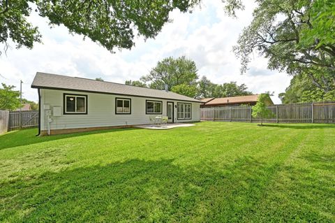 Tiny photo for 2406 Burly Oak DR, Austin, TX 78745 (MLS # 1707573)