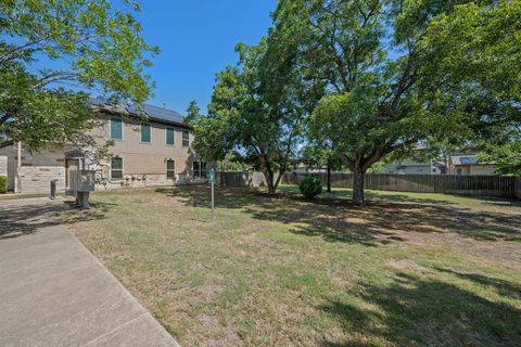 Tiny photo for 7337 Menchaca RD #4, Austin, TX 78745 (MLS # 1020193)