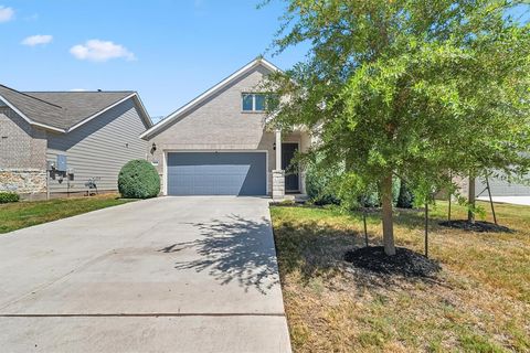 905 Gray Fox LOOP Hutto TX 78634