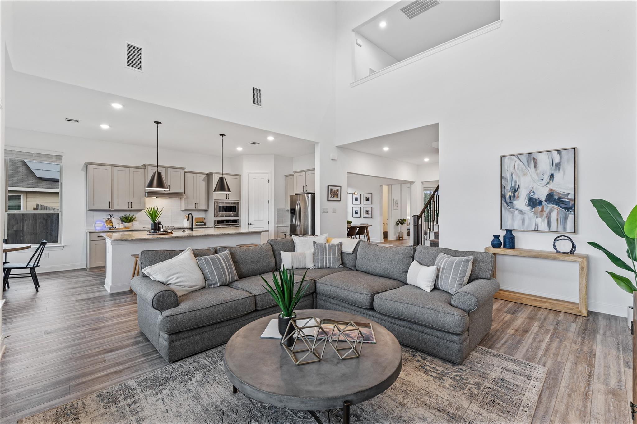 214 Chickasaw LN