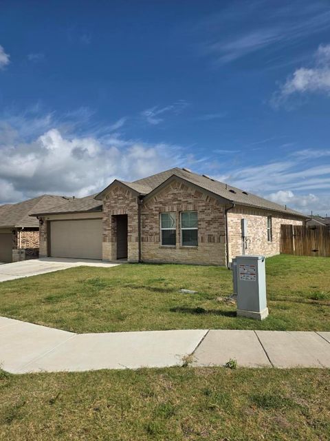 Photo of 104 Pronghorn CIR, San Marcos, TX 78666 (MLS # 1969294)