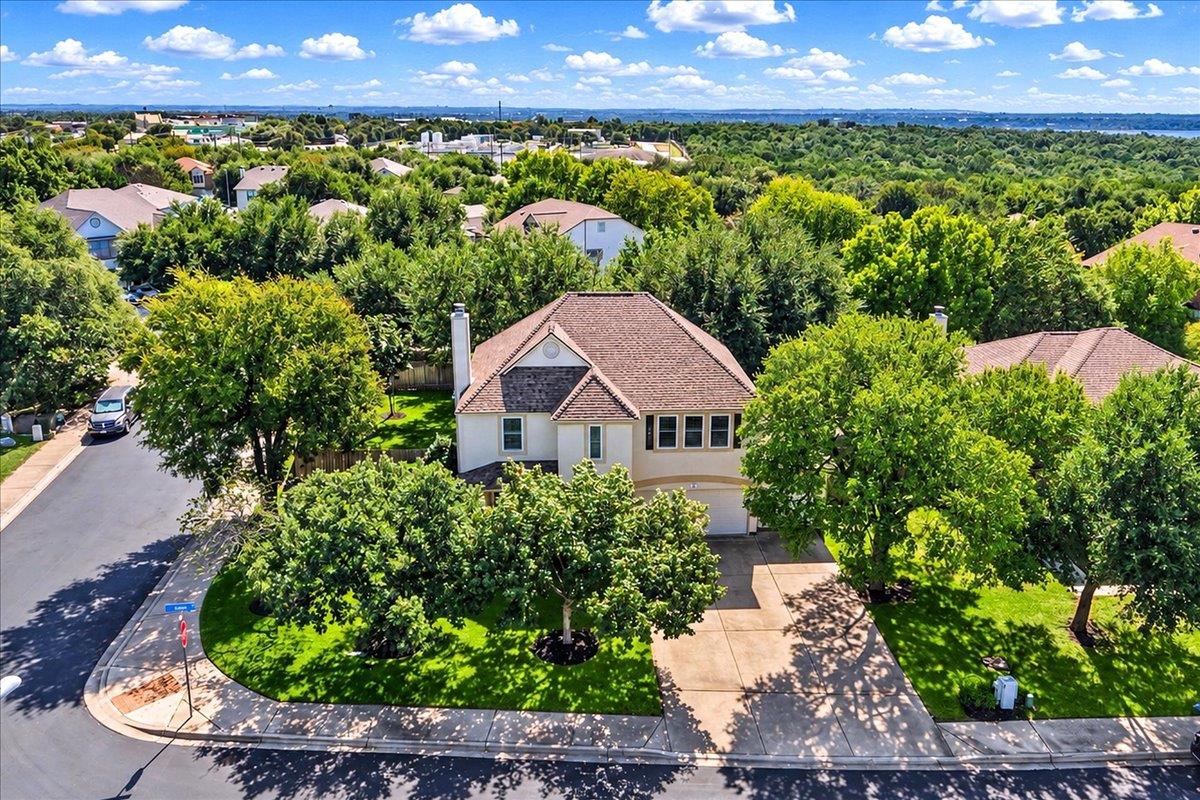 301 Leanne DR