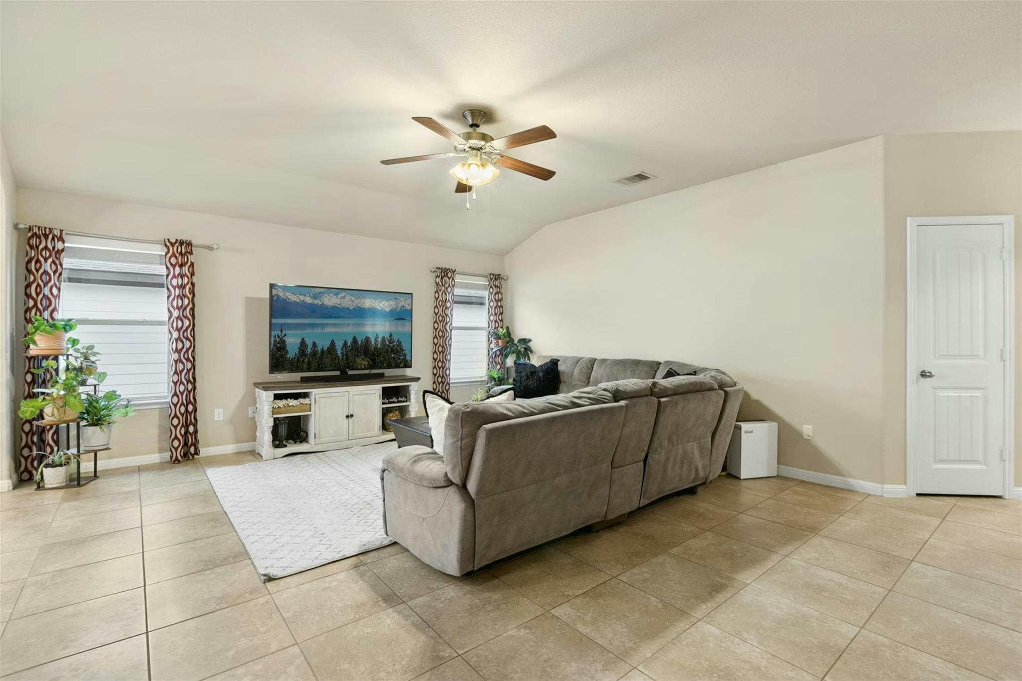 18321 Cumberland Gap ST