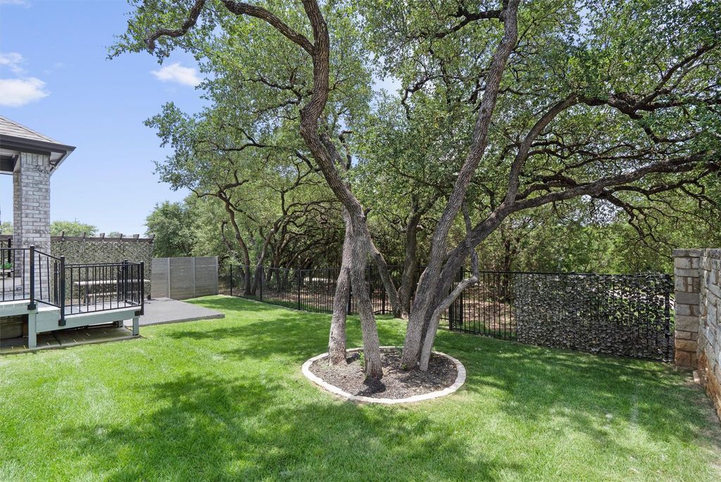 Photo of 104 Arrowhead Mound RD, Georgetown, TX 78628 (MLS # 5190973)